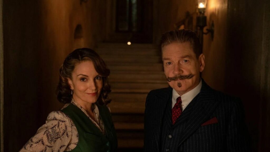 Tina Fey et Kenneth Branagh dans Mystère à Venise