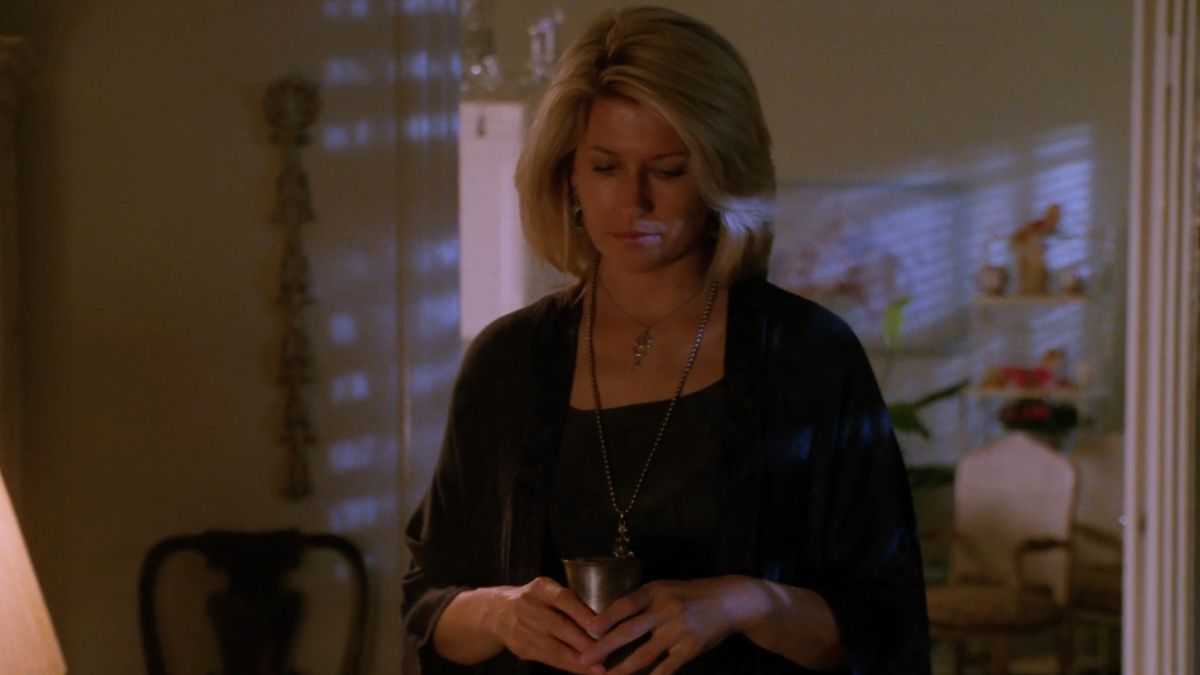 femme, sorcière, série charmed, premier épisode