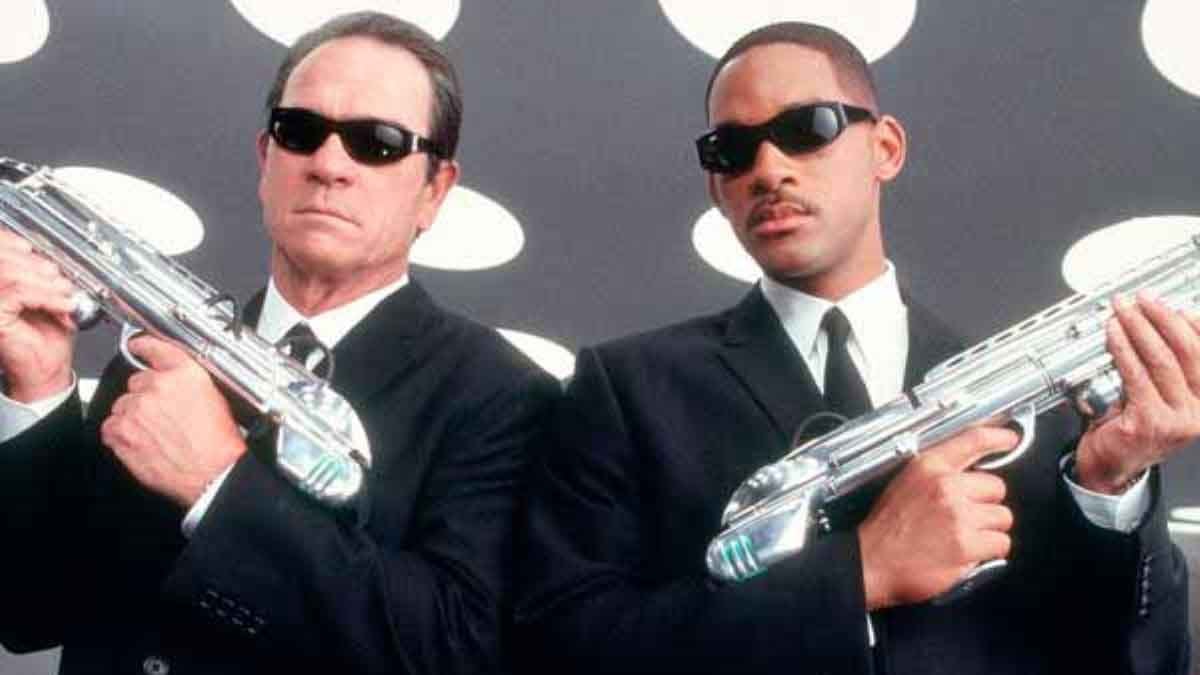 Tu rejoins les Men in Black