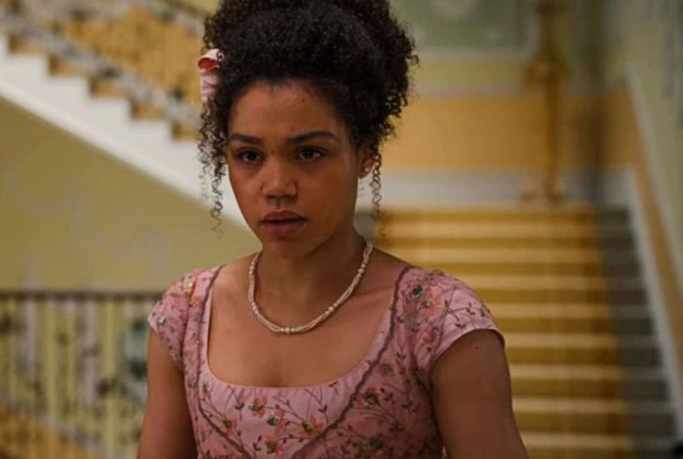Bridgerton : Ruby Barker reproche à Netflix de ne pas l’avoir soutenue après ses dépressions nerveuses