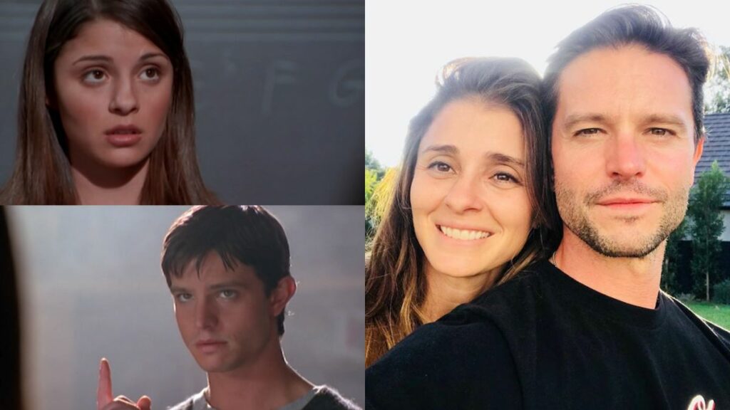 Shiri Appleby et Jason Behr dans la série Roswell vs aujourd'hui.