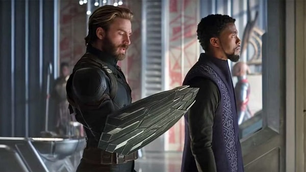 captain-america-steve-rogers-bouclier-infinity-war