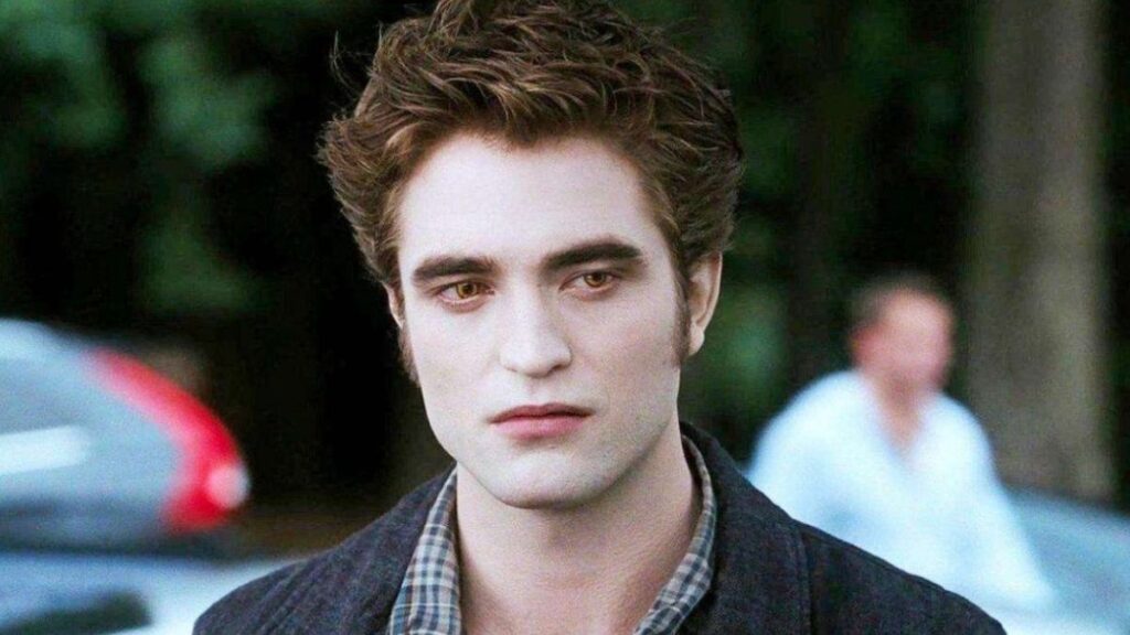 Robert Pattinson aka Edward Cullen dans Twilight.