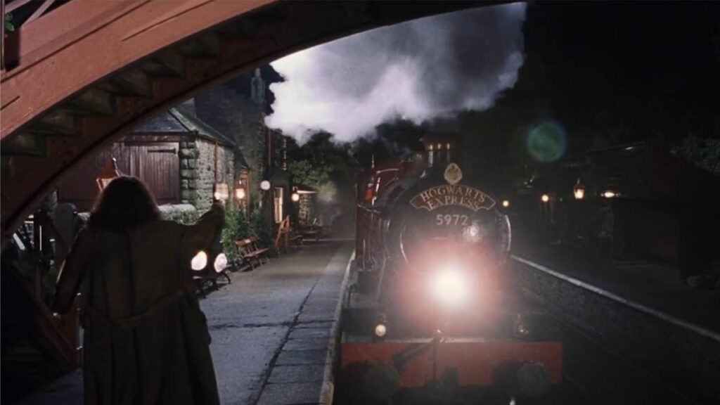 Hagrid et le Poudlard Express dans Harry Potter à l'école des Sorciers