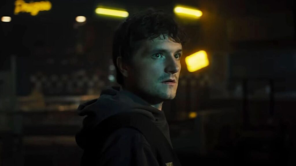 Josh Hutcherson en Mike Schmidt dans Five Nights at Freddys le film FNAF