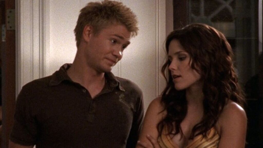 chad michael murray et sophia bush dans les rôles de lucas et brooke dans les frères scott