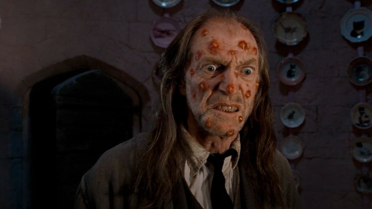 rusard-pustule-harry-potter-et-lordre-du-phenix