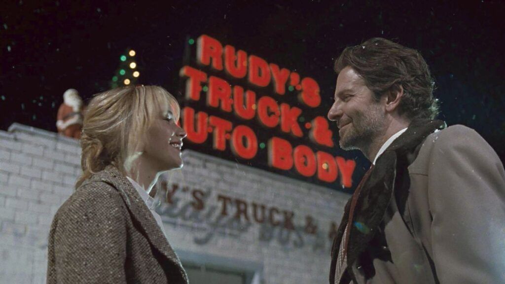 Jennifer Lawrence et Bradley Cooper dans le film Joy sur 6play.