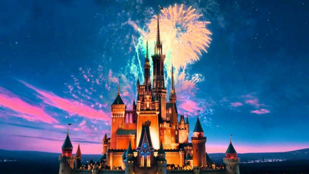 Le château de Disney avec un feu d'artifice