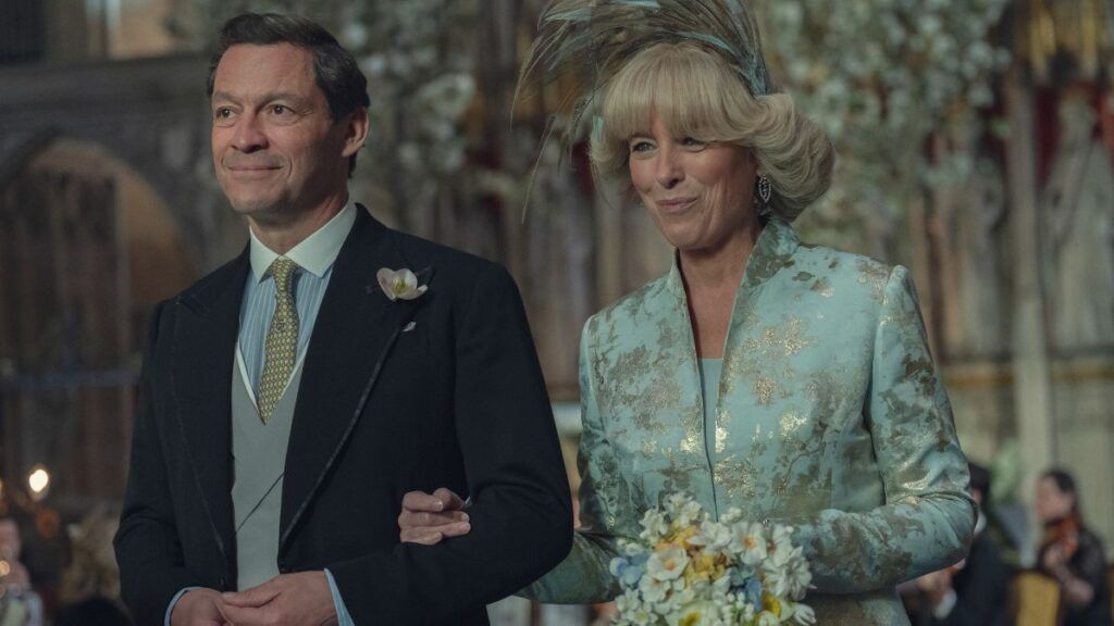 Le mariage du prince Charles et de Camilla dans la saison 6 de The Crown.