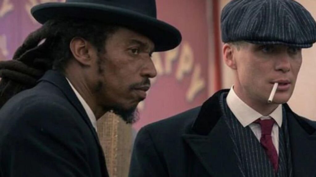 Jeremiah (Benjamin Zephaniah) et Tommy Shelby (Cillian Murphy) dans la série Peaky Blinders