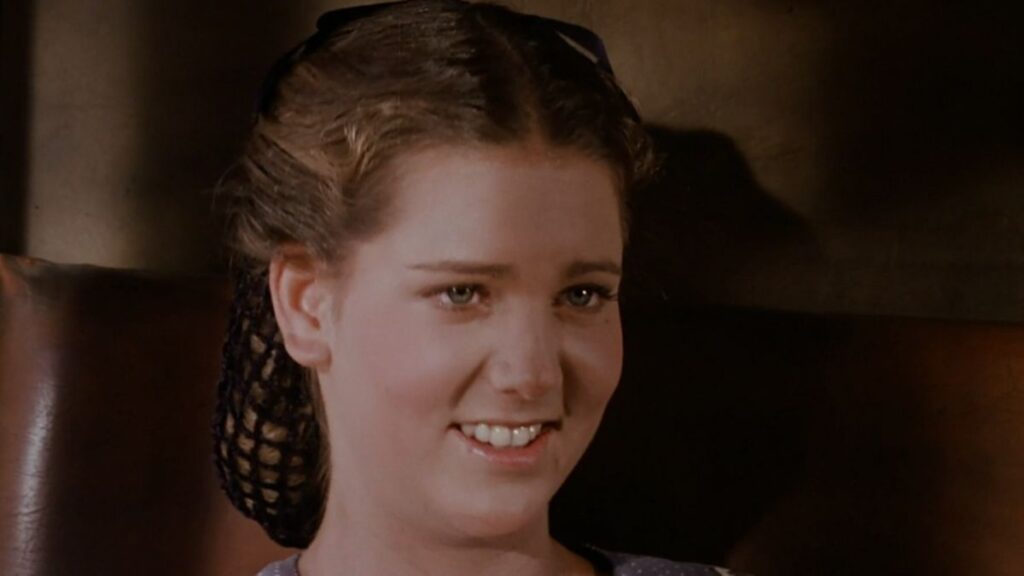 Leslie Landon joue Marge Loren dans La Petite Maison dans la Prairie.