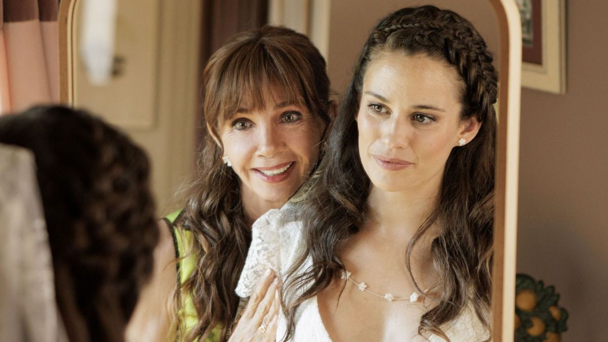Clem : Lucie Lucas accuse Victoria Abril d'agressions sexuelles sur le tournage de la série