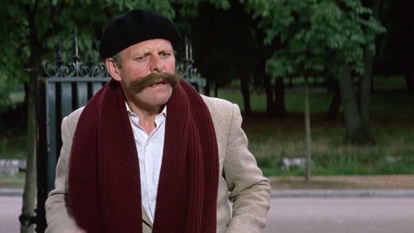 reginald-brook-big-moustache-la-grande-vadrouille