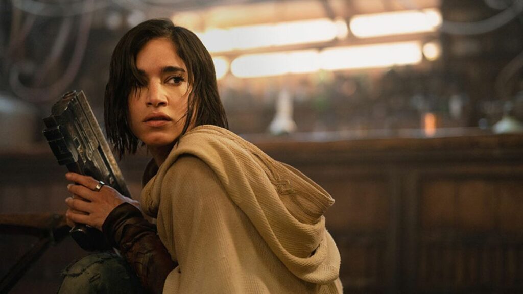 Sofia Boutella dans le film Rebel Moon.