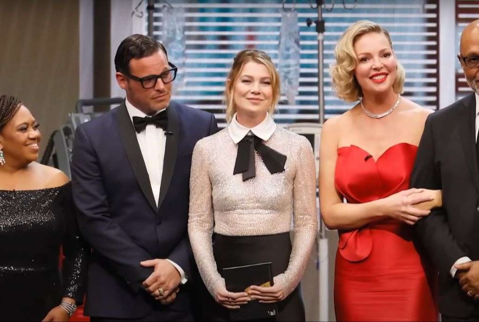 Grey’s Anatomy : Ellen Pompeo, Katherine Heigl et d’autres stars de la série se sont retrouvées lors des Emmy Awards de 2024