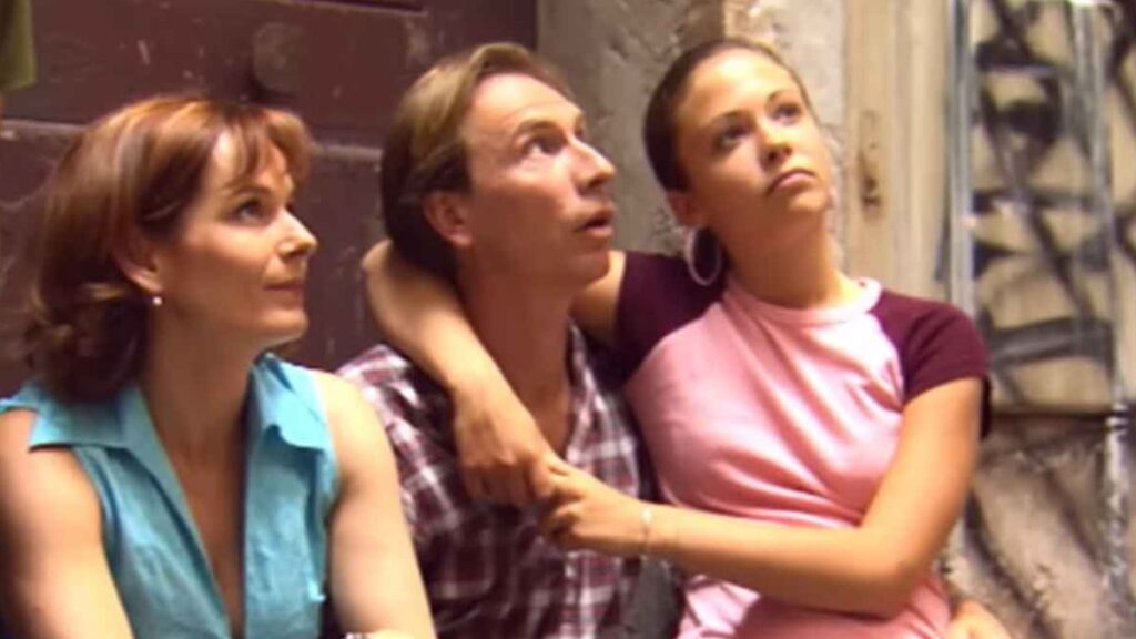 Blanche, François et Johanna Marci dans le premier épisode de Plus Belle La Vie.