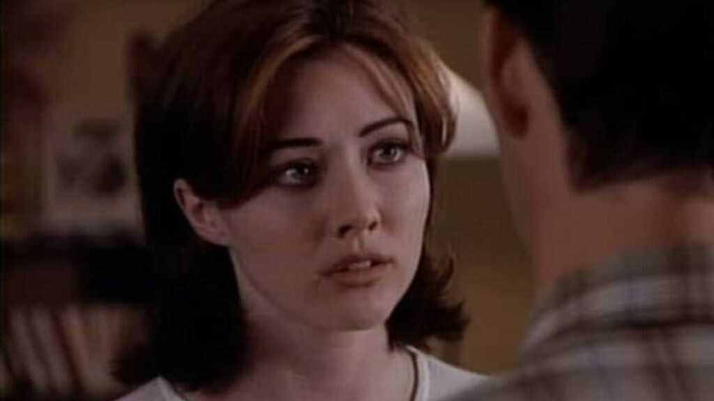 shannen doherty dans le rôle de brenda walsh dans beverly hills 90210