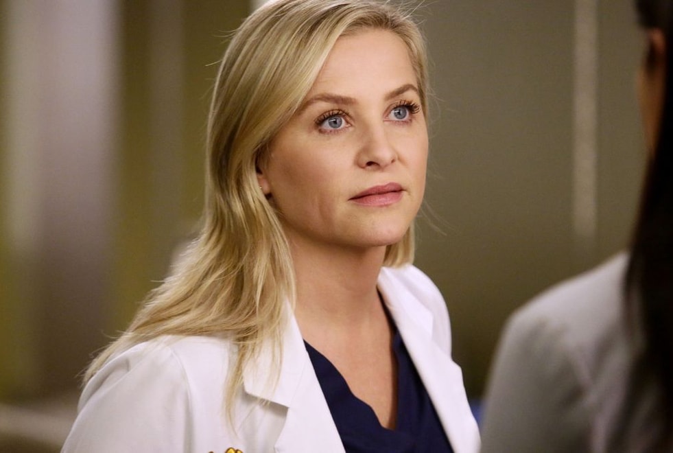 Grey’s Anatomy : Jessica Capshaw (Arizona) fera son grand retour dans la saison 20