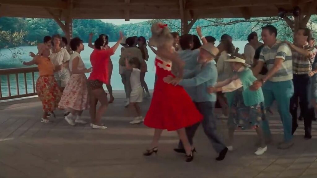 Penny qui fait une file indienne dans Dirty Dancing