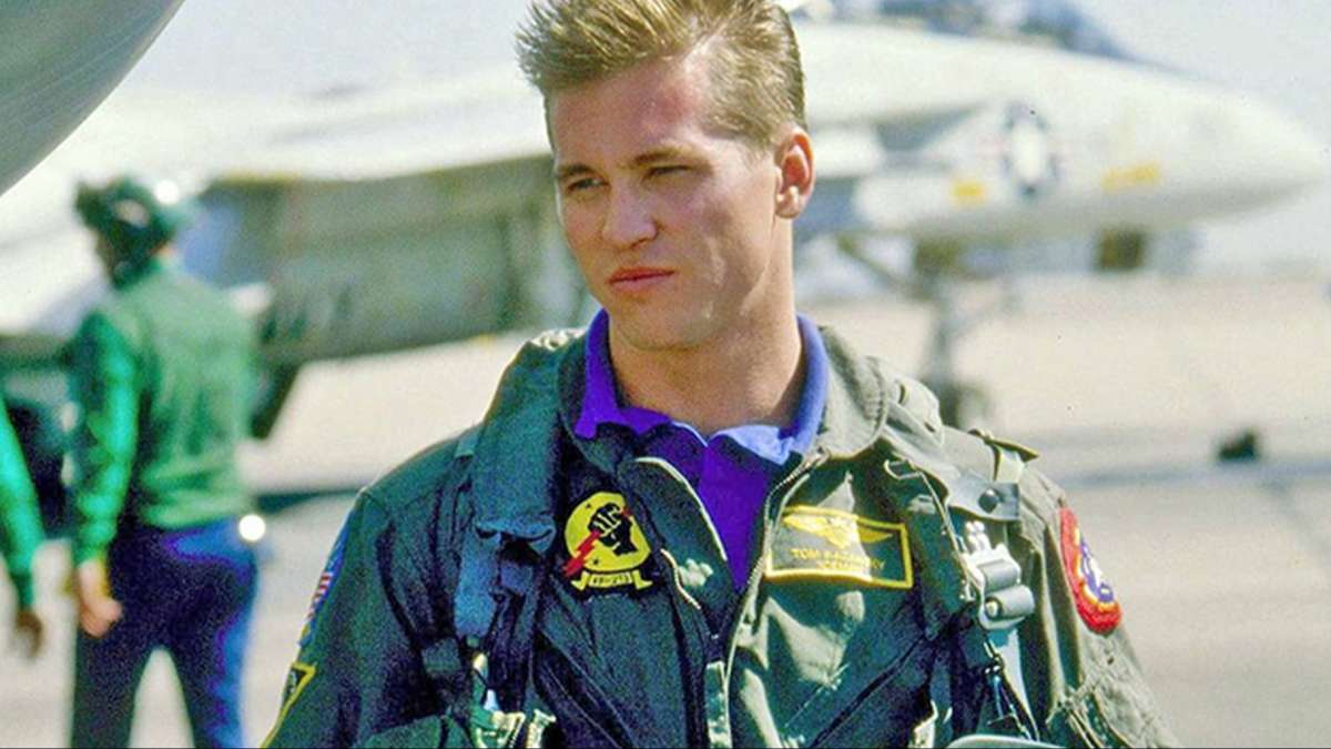 “Je trouvais le scénario débile !” : pourquoi Val Kilmer ne voulait-il pas jouer dans Top Gun ?