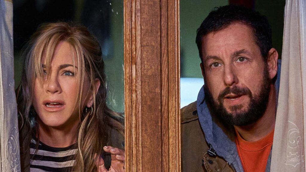 Jennifer Aniston et Adam Sandler dans le film Murder Mystery 2.