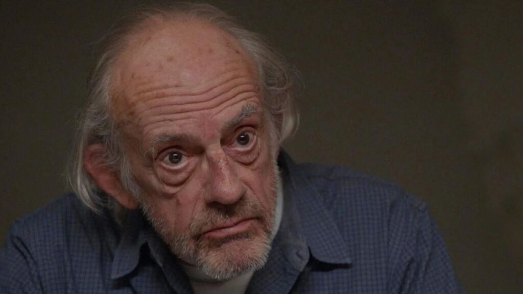 Christopher Lloyd joue Joseph Joe Smith dans l'épisode 20 de la saison 17 de NCIS.