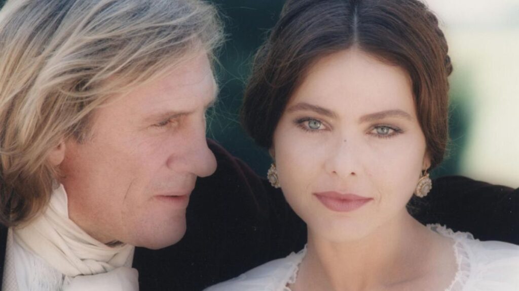 Gérard Depardieu et Ornella Muti dans la série Le Comte de Monte-Cristo.