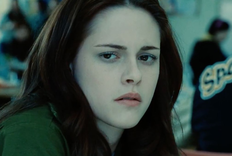 Twilight : pourquoi tout le monde connait déjà Bella lorsqu’elle arrive au lycée ?
