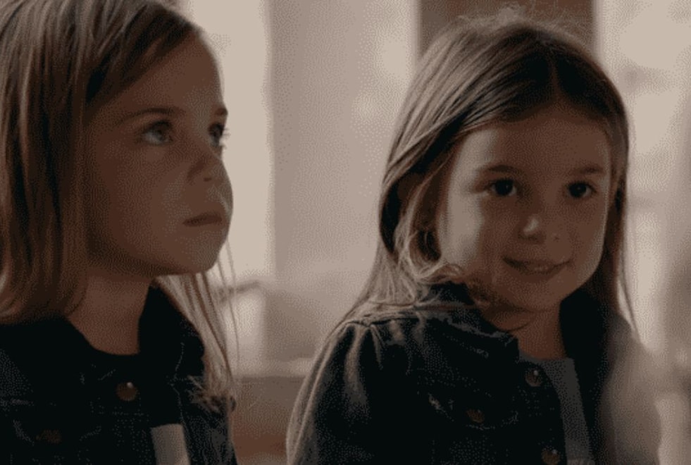The Vampire Diaries : à quoi ressemblent les jumelles de Caroline aujourd’hui ?