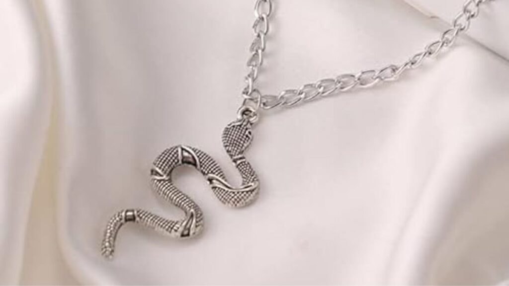 Collier serpent