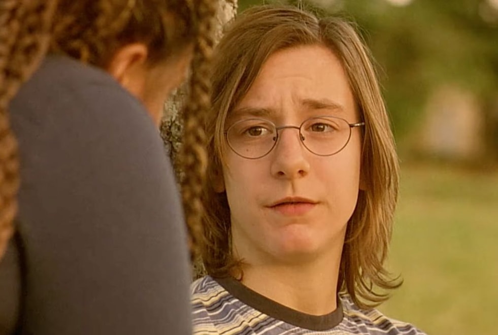 Nos Jours Heureux : à quoi ressemble Guillaume, le garçon curieux aux mille questions, aujourd’hui ?