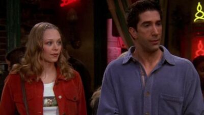 Friends : à quoi ressemble Elizabeth, la petite amie (trop) jeune de Ross aujourd'hui ?