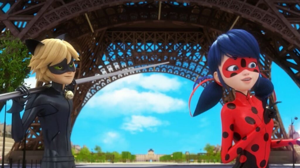 Chat Noir et Ladybug dans la saison 5 de Miraculous