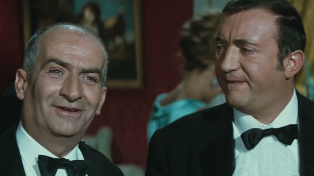 Louis de Funès dans le film Fantomas contre Scotland Yard.