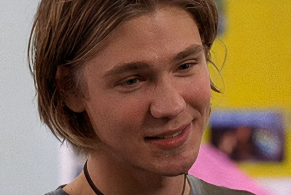 Freaky Friday 2 : première photo de Chad Michael Murray sur le tournage… et sur la moto de Jake !