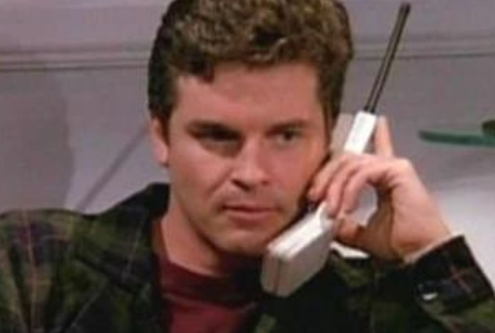 Friends : à quoi ressemble Mark (Steven Eckholdt), le collègue amoureux de Rachel ?