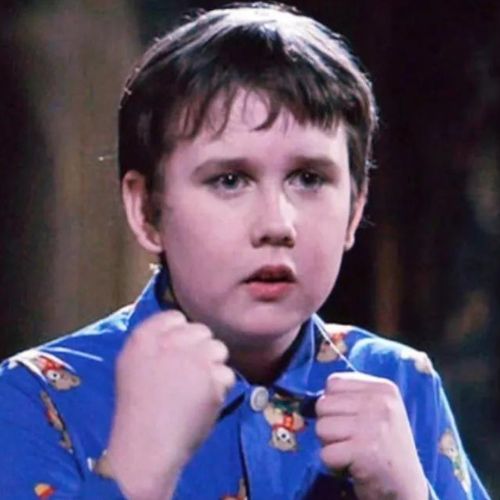 neville-londubat-pret-a-se-battre-avec-son-pyjama-bleu-galerie