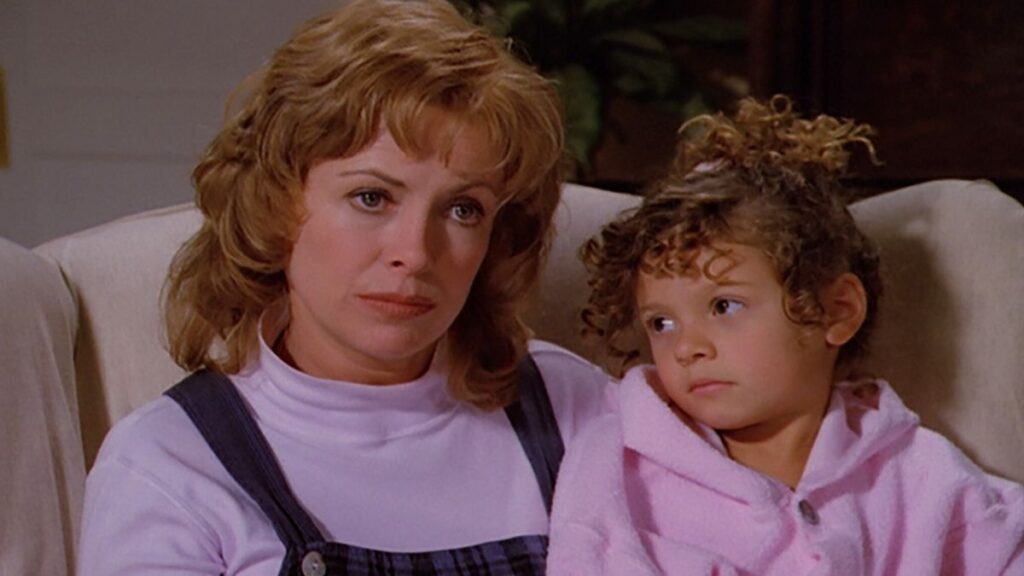 Annie et Rosie Camden dans Sept à la Maison.
