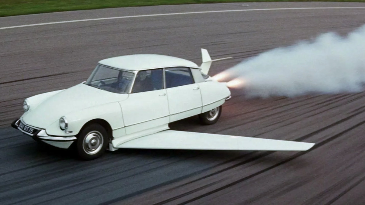 voiture-fantomas