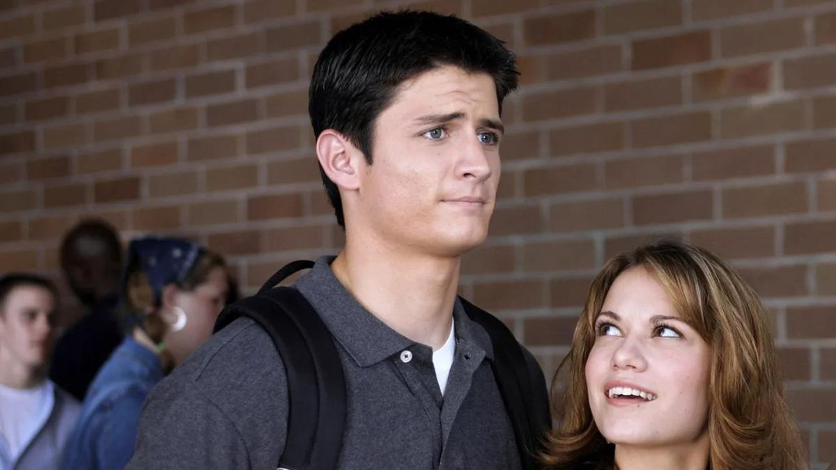 T'es un boomer si t'as pas 10/10 à ce quiz sur les couples de séries des années 2000