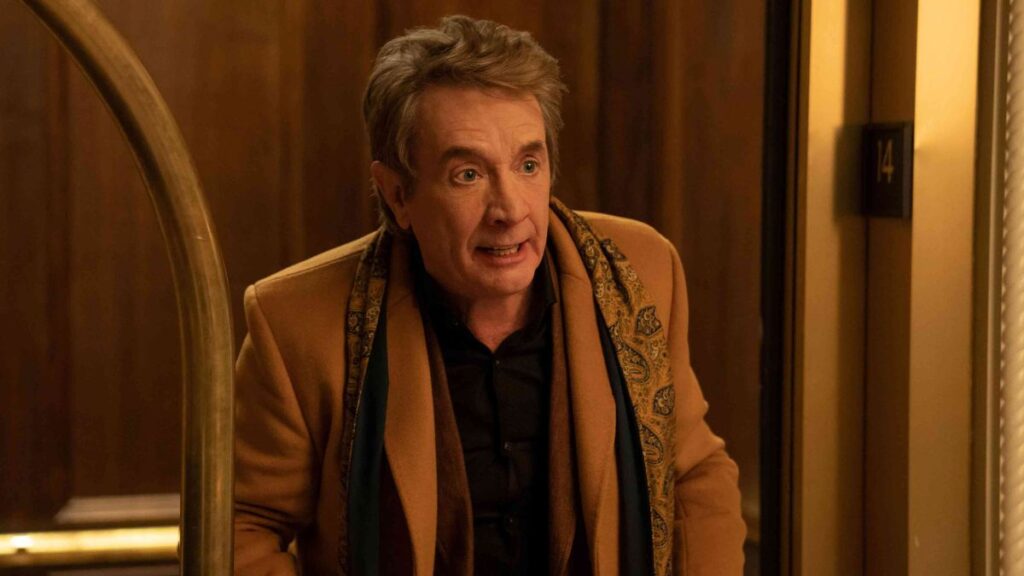 Oliver Putnam dans la série Only Murders in the Building.