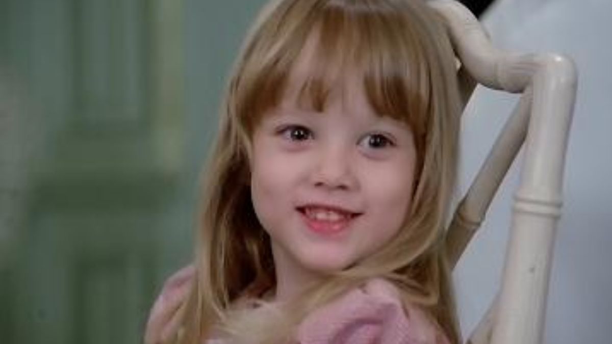 krystina-carrington-dynastie-enfant