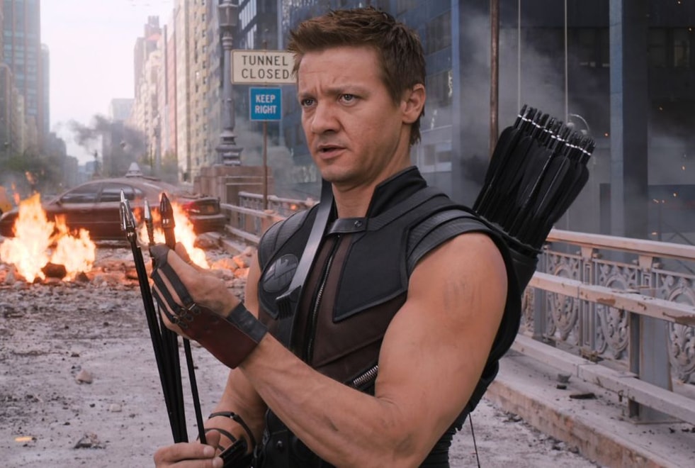 « C’est parce que je me suis fait écraser ?! »: Jeremy Renner dénonce un gros conflit de salaire avec Marvel et refuse de reprendre son rôle de Hawkeye dans la saison 2