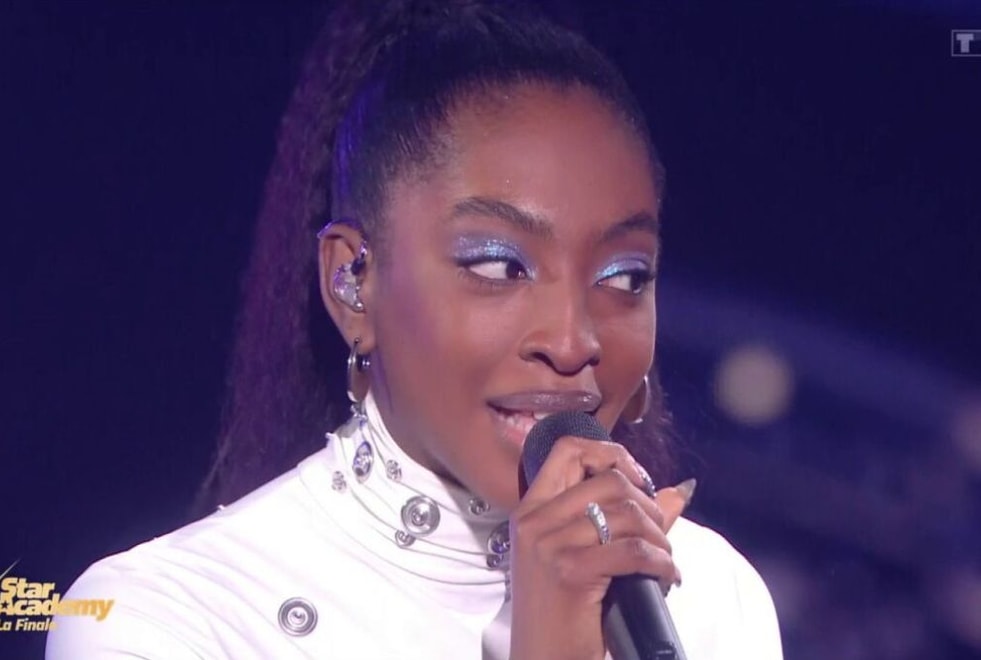 « La haine n’a pas sa place dans cette salle ! » : Ebony, finaliste de la Star Academy 2025, victime de racisme en pleine tournée à Lille