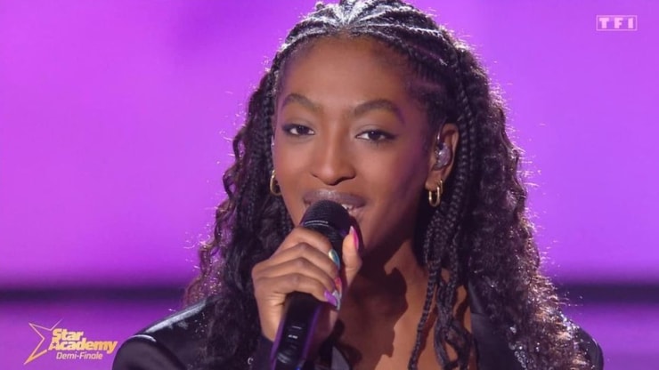 Star Academy 2024 : « La honte ! », Ebony se confie sur son plus gros regret lors de l’aventure (INTERVIEW)