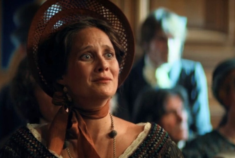 « C’est très violent » Julie de Bona se confie sur son traumatisme sur le tournage du Comte de Monte-Cristo