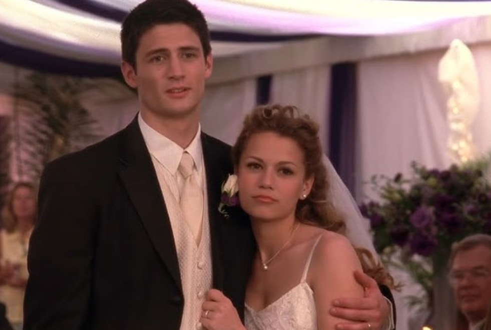 Les Frères Scott : « Si Nathan était mort… », Bethany Joy Lenz révèle avec qui Haley aurait pu être en couple et sa réponse va vous énerver !