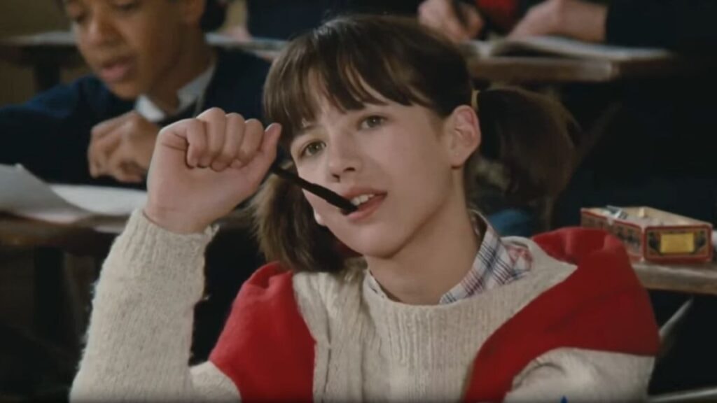 Vic (Sophie Marceau) dans La Boum