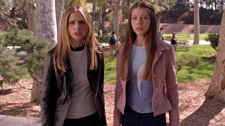Mort de Michelle Trachtenberg : l’hommage bouleversant de Sarah Michelle Gellar à sa « petite soeur » de Buffy contre les vampires